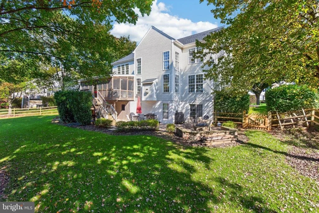 Photo of 6553 BALLYMORE LANE