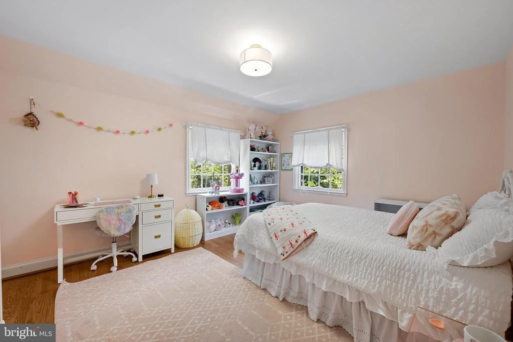Photo of 330 BROADMOOR ROAD