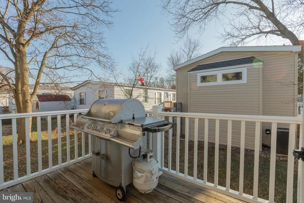 Photo of 14719 PAN AM AVENUE