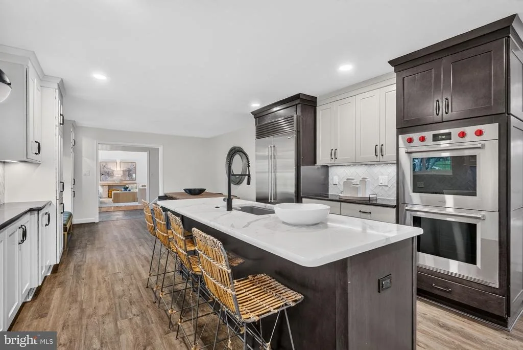 Photo of 415 CROWN VIEW DRIVE