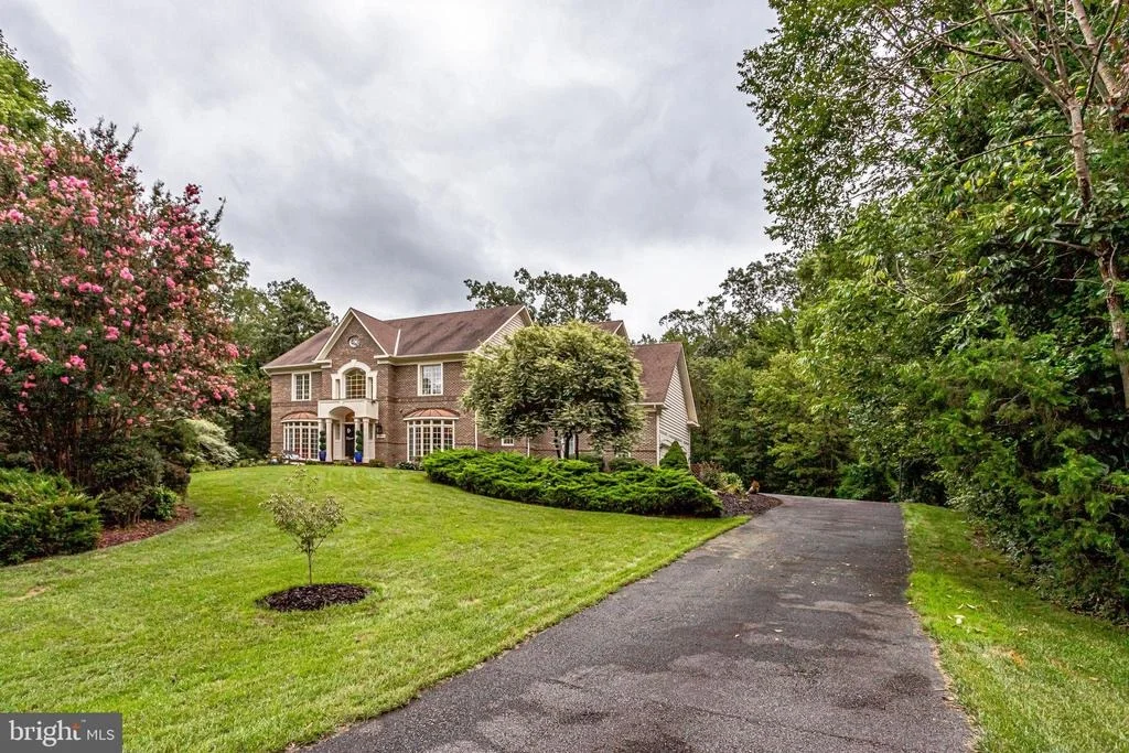Photo of 12014 CREEKBEND DRIVE