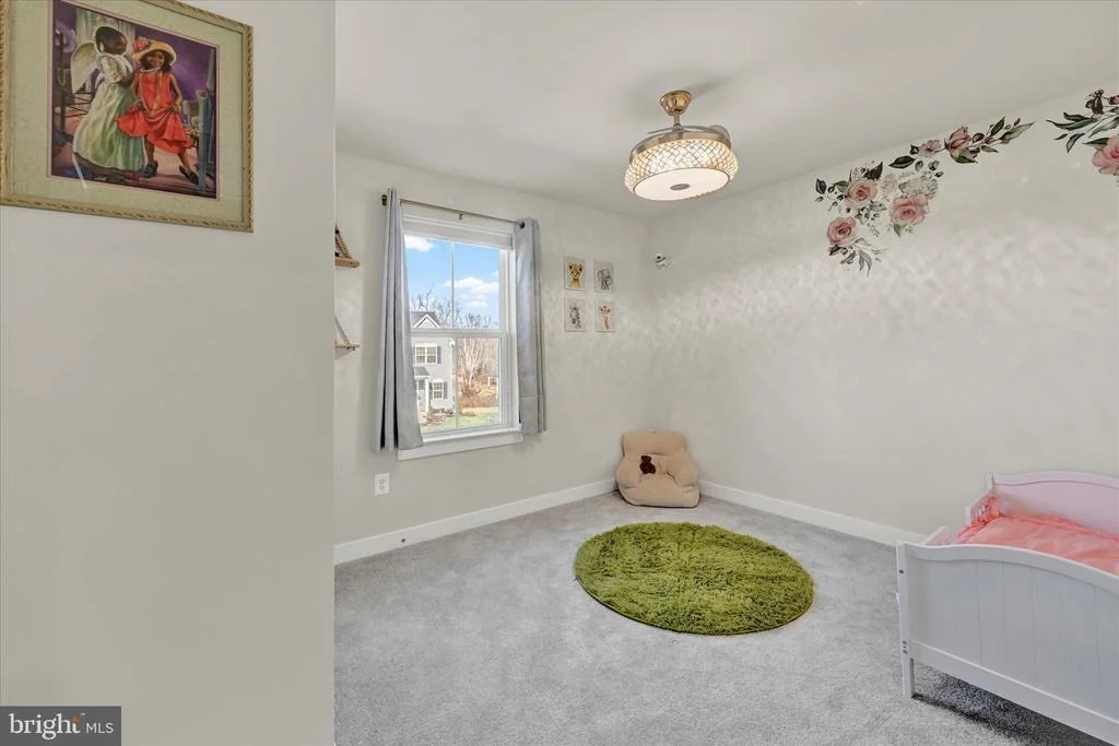 Photo of 839 LENI WAY