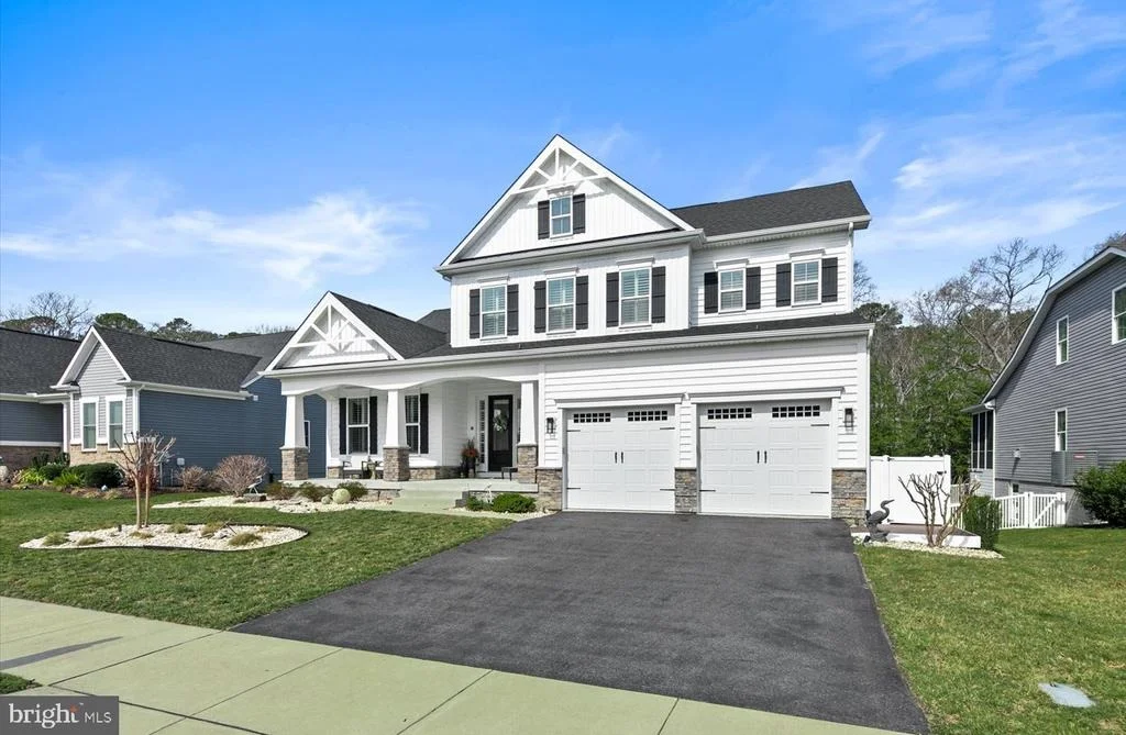 Photo of 41243 GLOUCESTER DRIVE