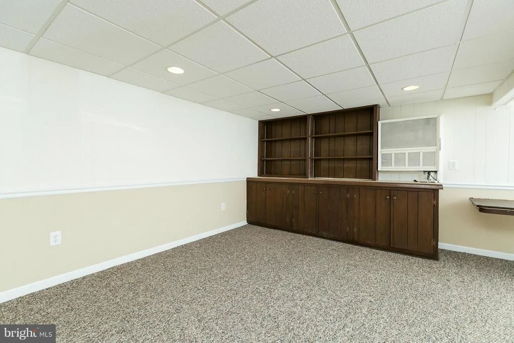 Photo of 8735 TERESA LANE