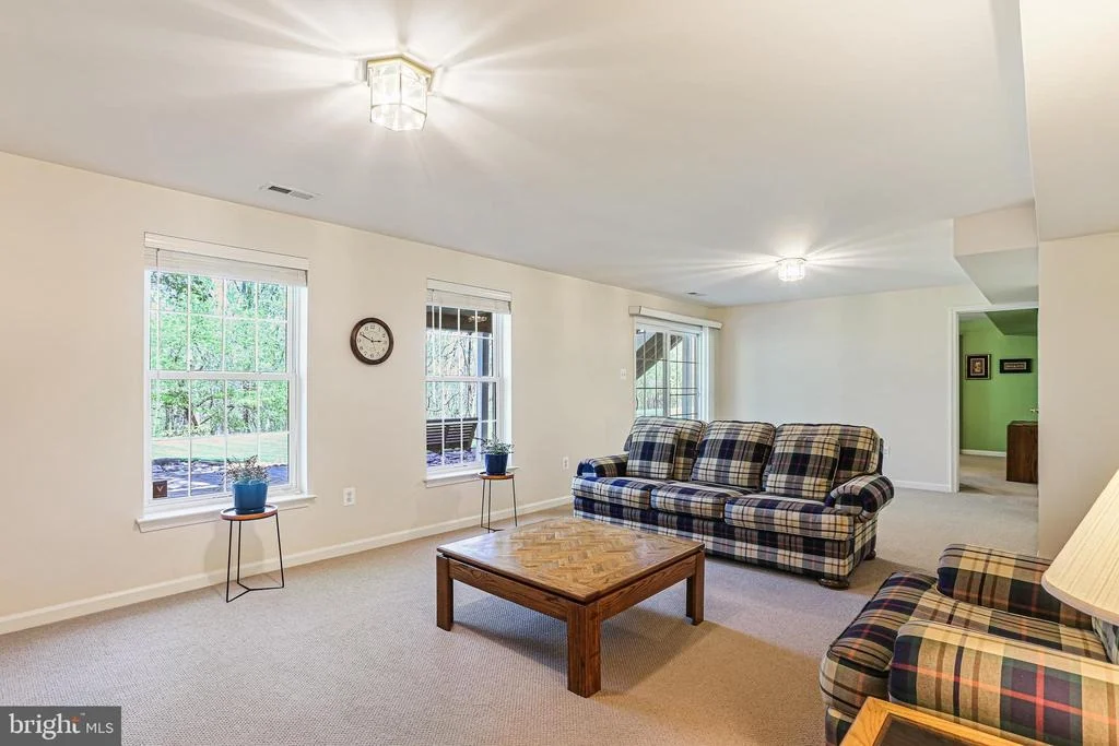 Photo of 9703 ROYAL CREST CIRCLE