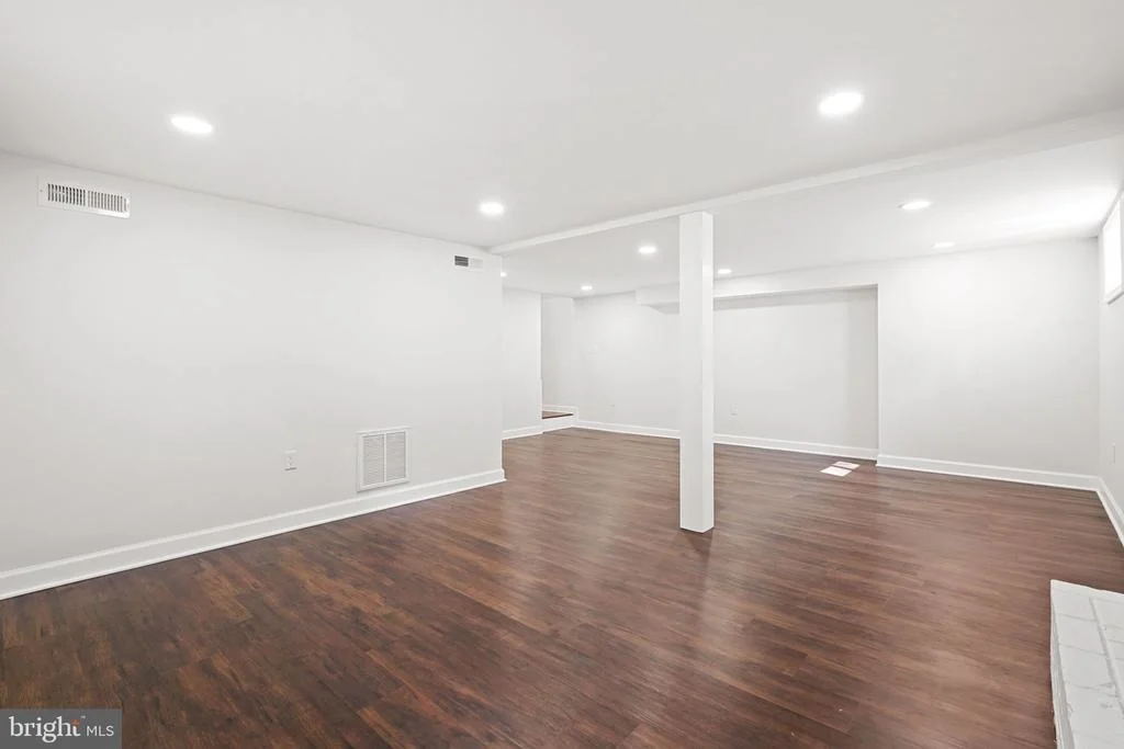Photo of 9124 MEETZE ROAD