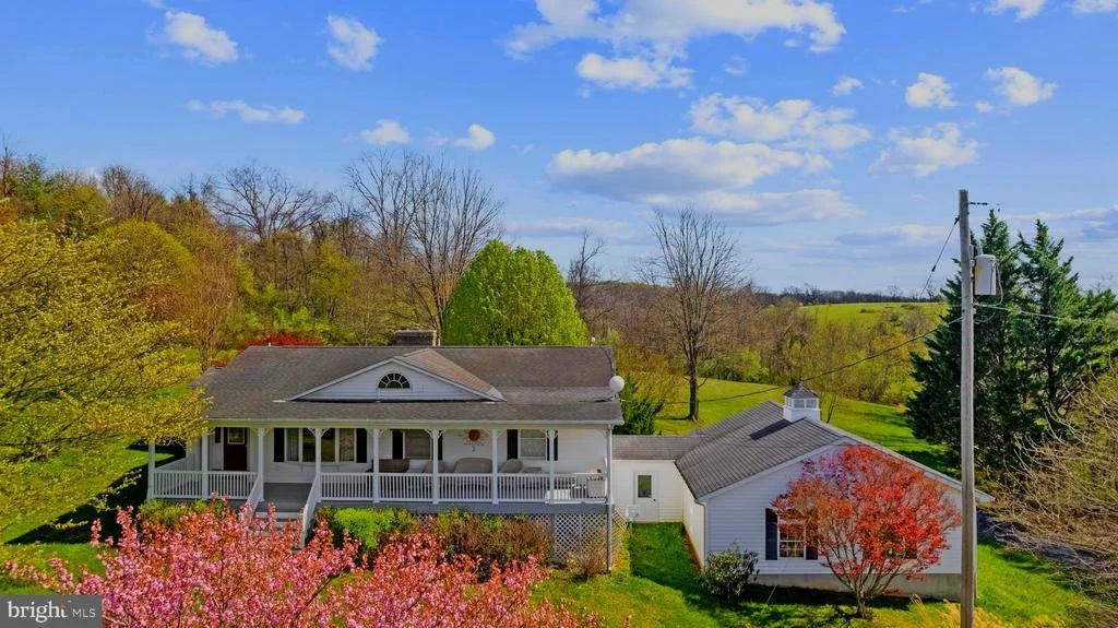 Photo of 1049 LAUREL GROVE ROAD