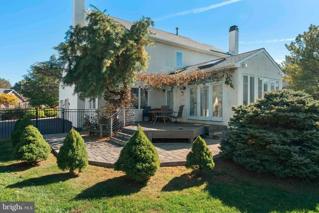 Photo of 23 YALE DRIVE