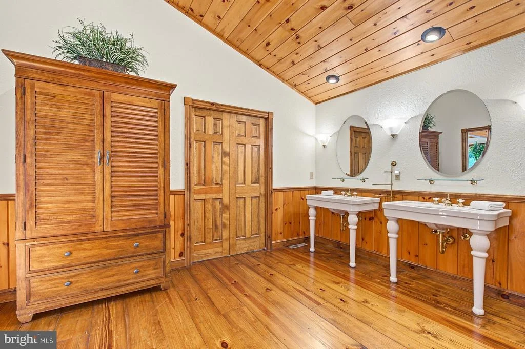 Photo of 2747 MARSH HILL ROAD
