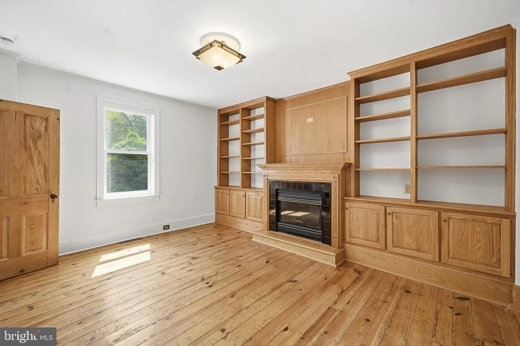 Photo of 606 KINGS HIGHWAY