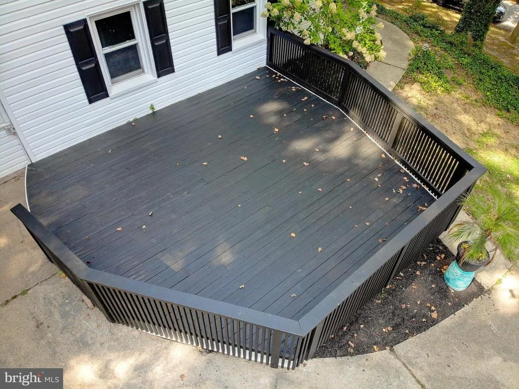 Photo of 349 ARBUTUS DRIVE