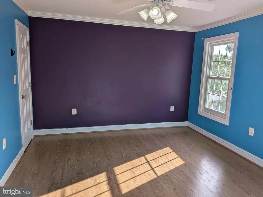 Photo of 823 WOODCREST LOOP