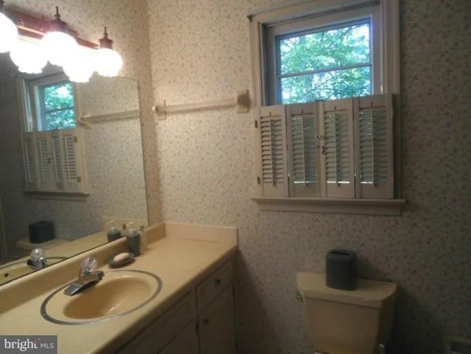 Photo of 5803 MEADOW DRIVE
