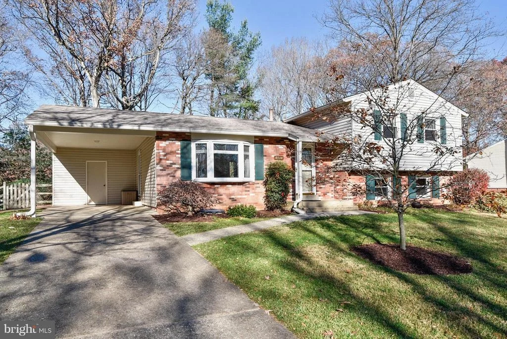 Photo of 8534 KENTFORD DRIVE