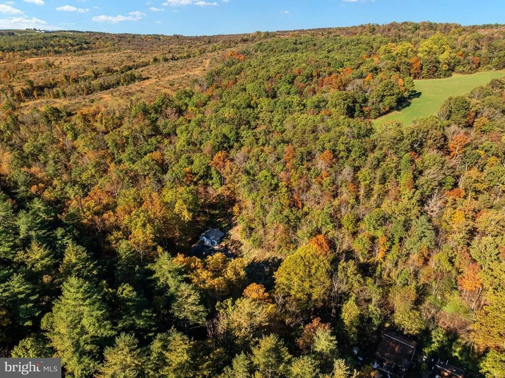 Photo of 322 HOLLOW ROAD