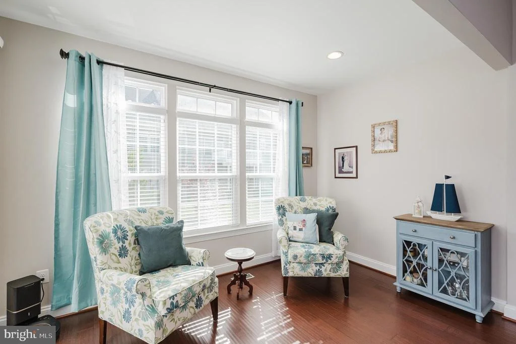 Photo of 355 TUFTON CIRCLE