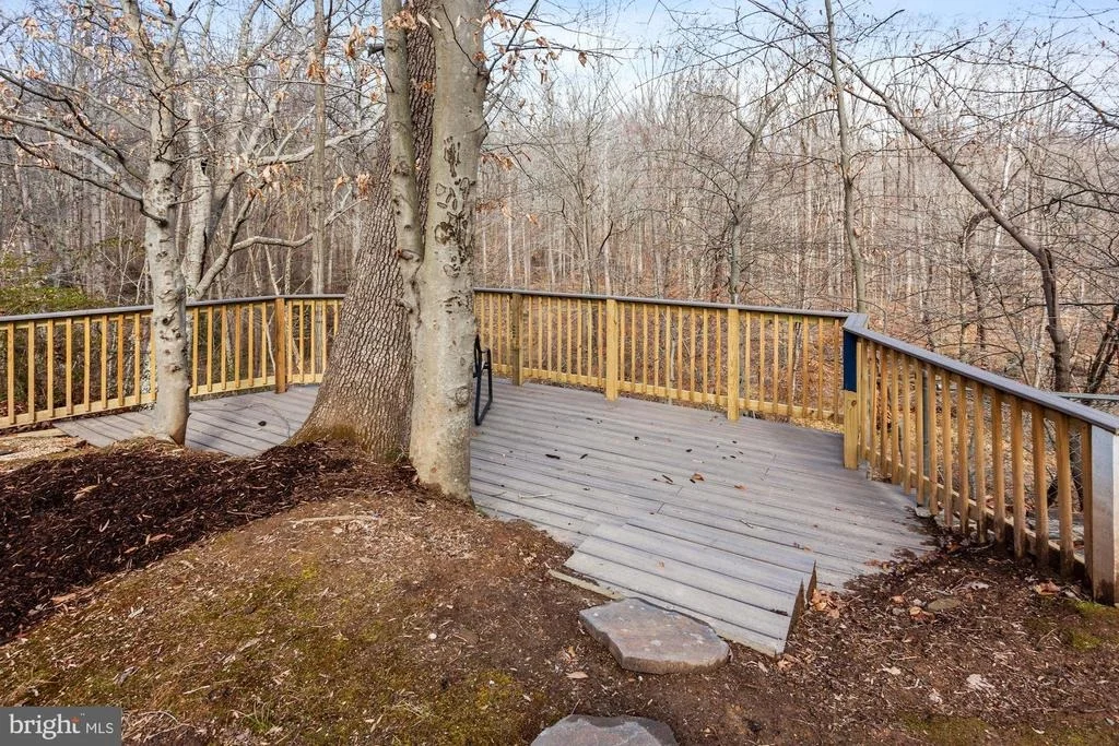 Photo of 6815 GILLINGS ROAD
