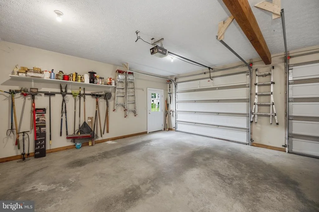 Photo of 607 PIN OAK CIRCLE