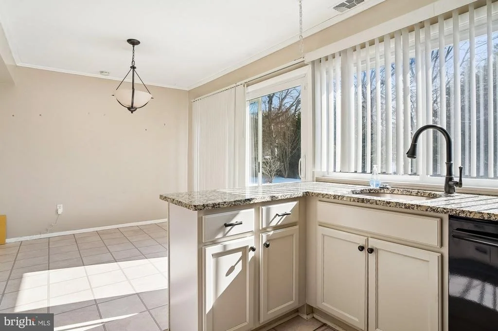 Photo of 16005 PENNANT LANE