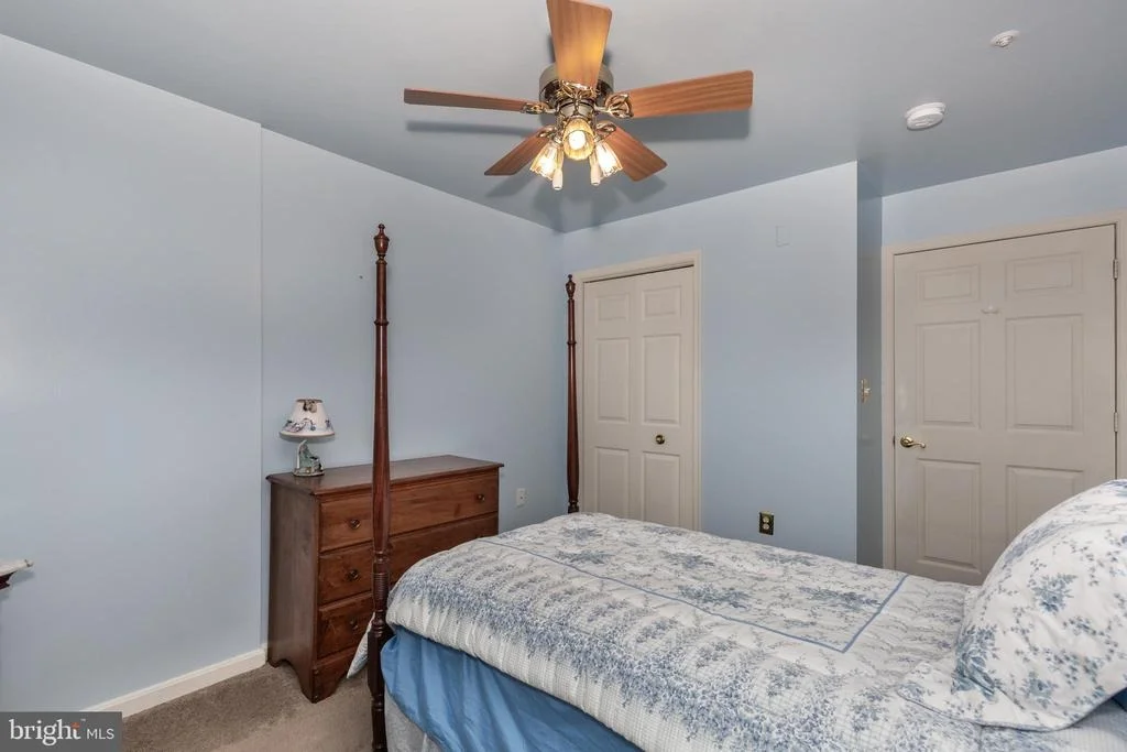 Photo of Unit 1C at 3830 NORMANDY DRIVE