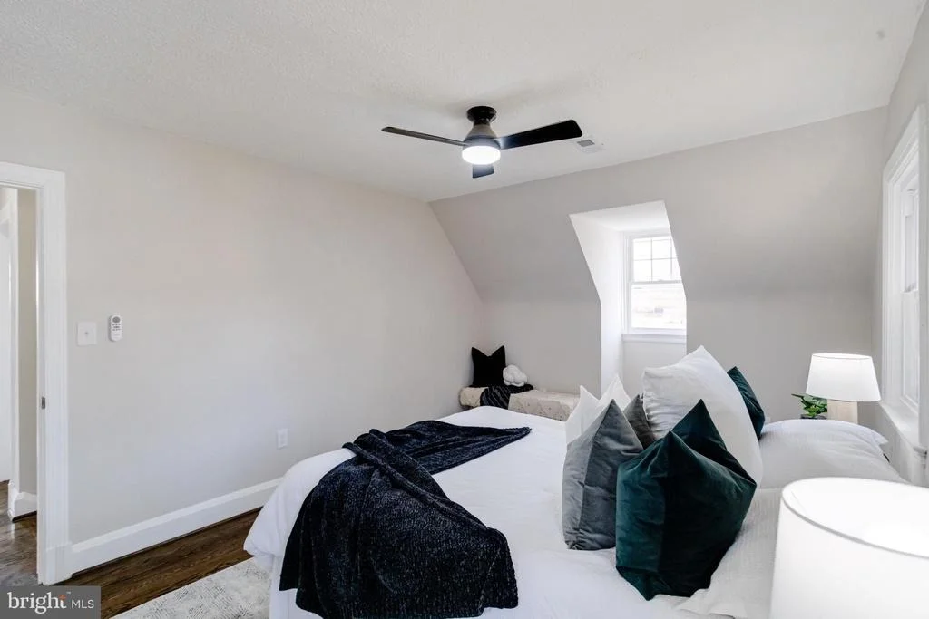 Photo of 605 WALNUT AVENUE