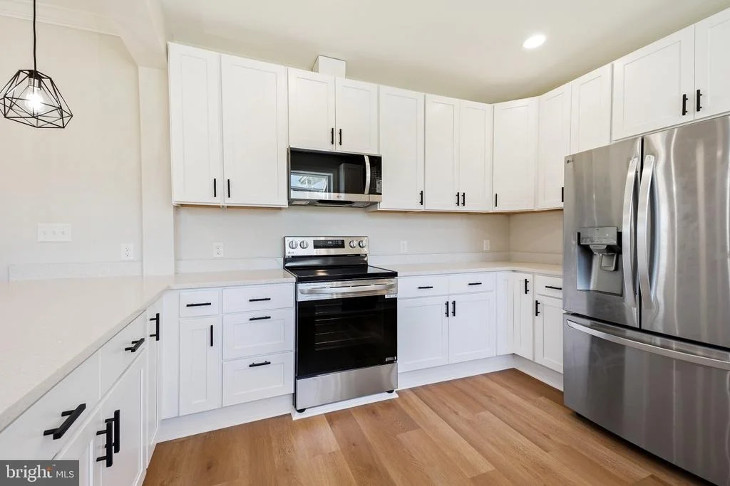 Photo of 692 RIDGE