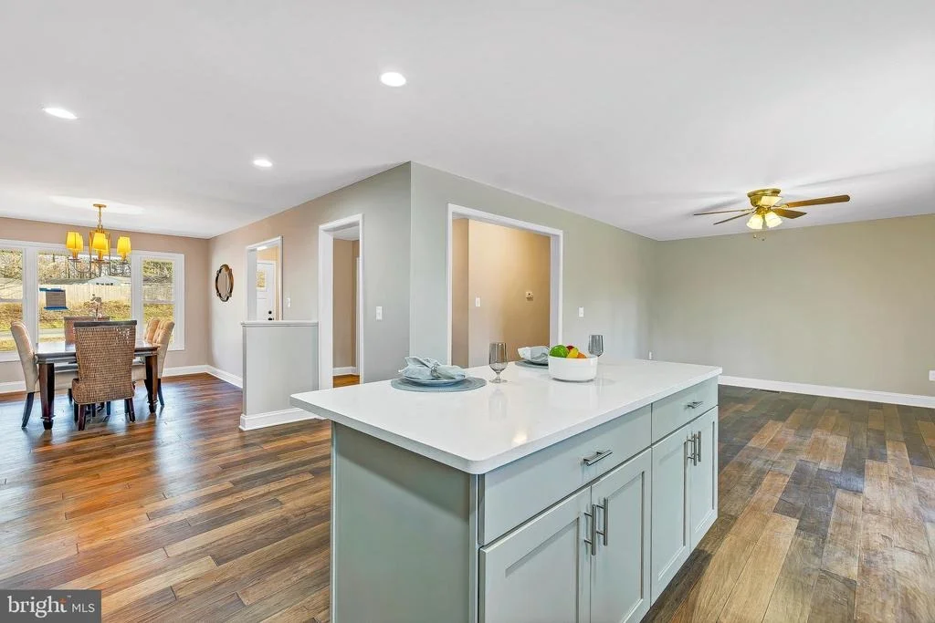 Photo of 9426 BOYDS TURN ROAD