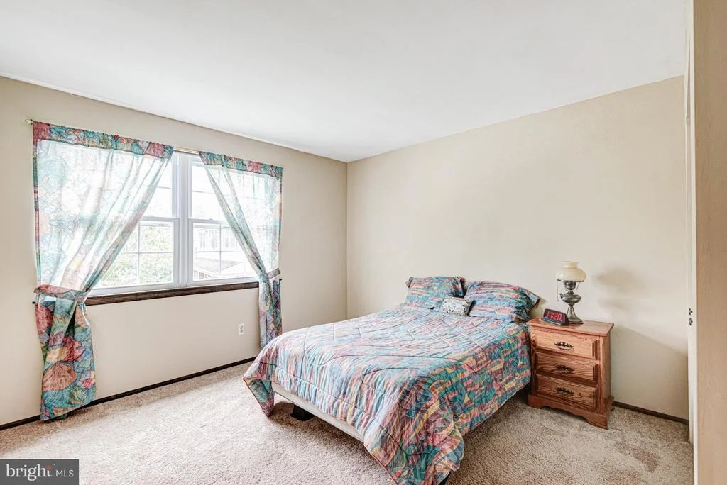 Photo of 8 RISA COURT