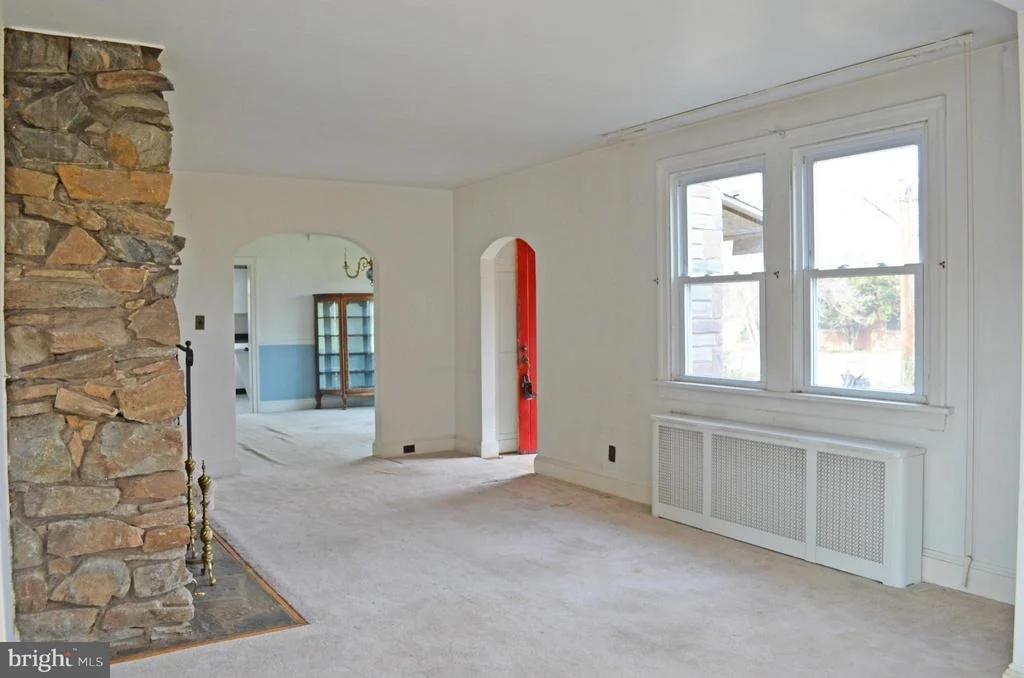 Photo of 114 INDIAN SPRING DRIVE