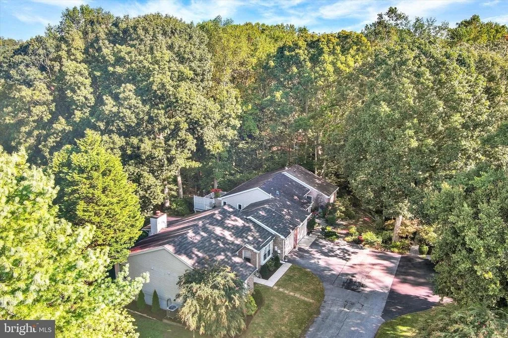 Photo of 1012 MASTLINE DRIVE
