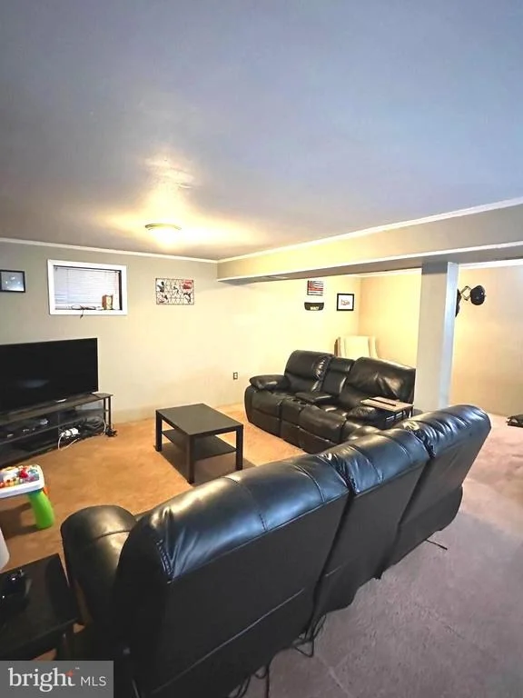 Photo of 6642 BUCKNELL ROAD