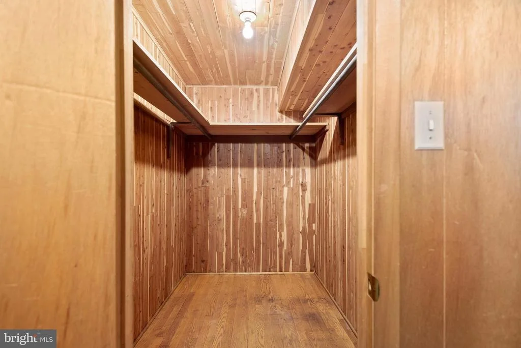 Photo of 10207 LARISTON LANE