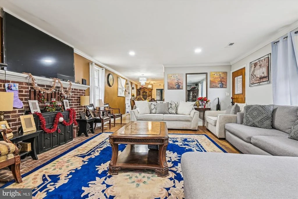 Photo of 307 CROWL ROAD