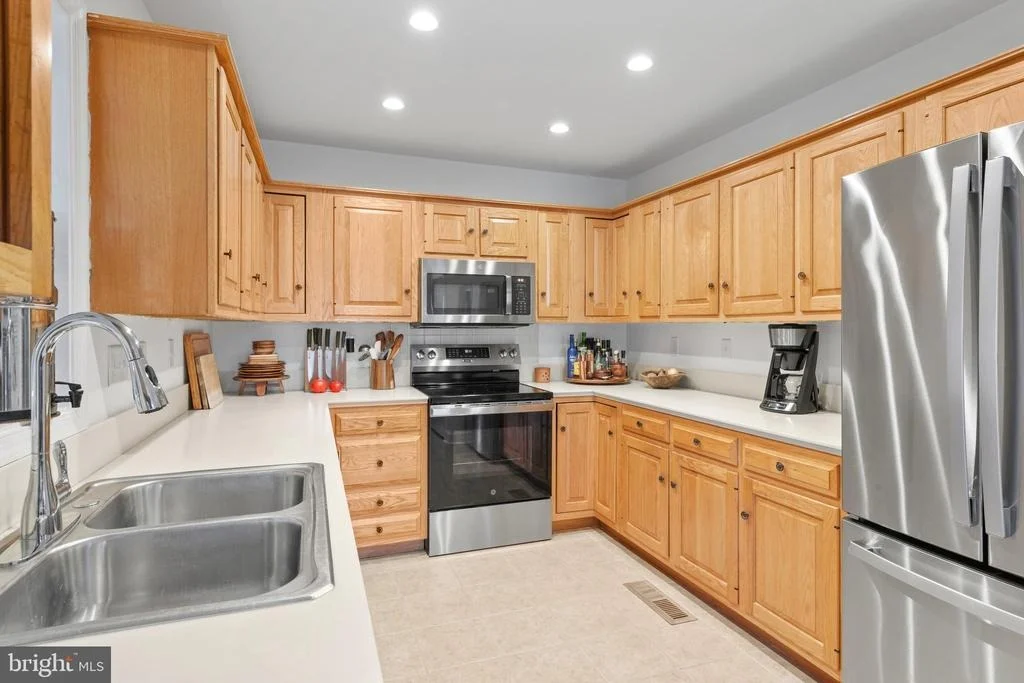 Photo of 602 CRESTVIEW LANE