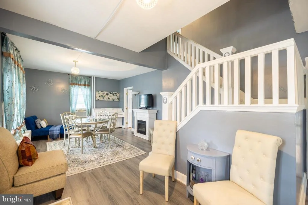 Photo of 39 E 2ND AVENUE