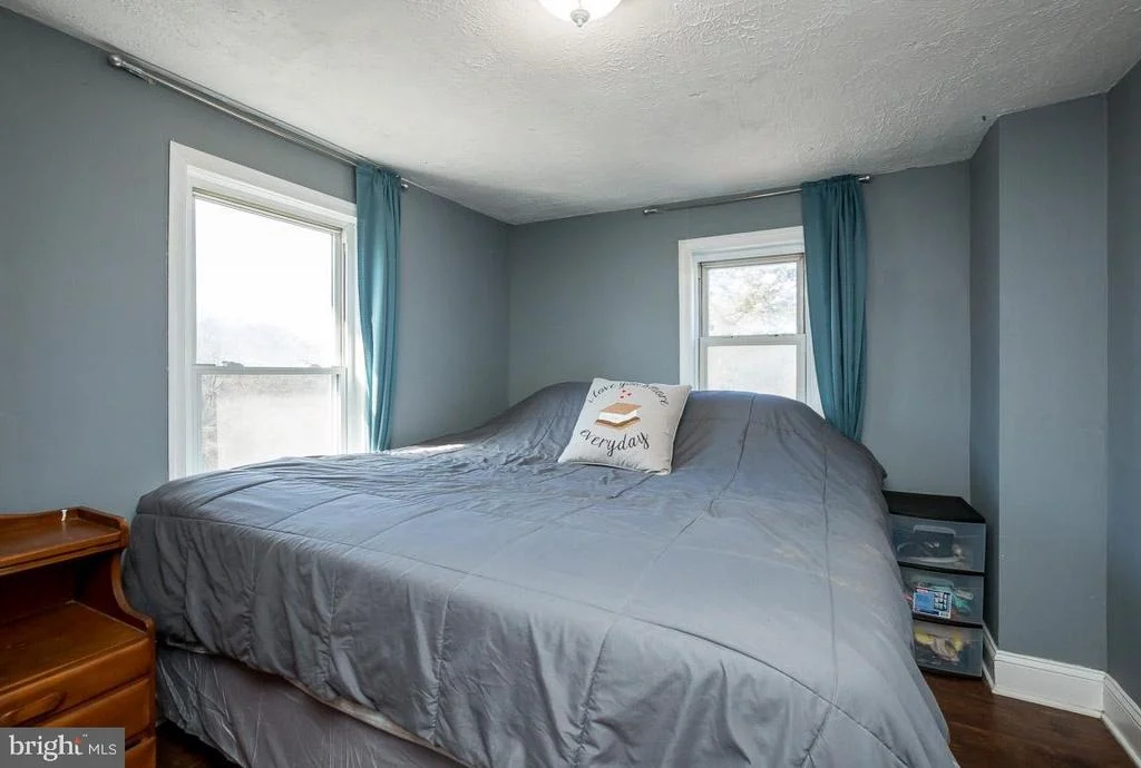 Photo of 5431 HINES ROAD