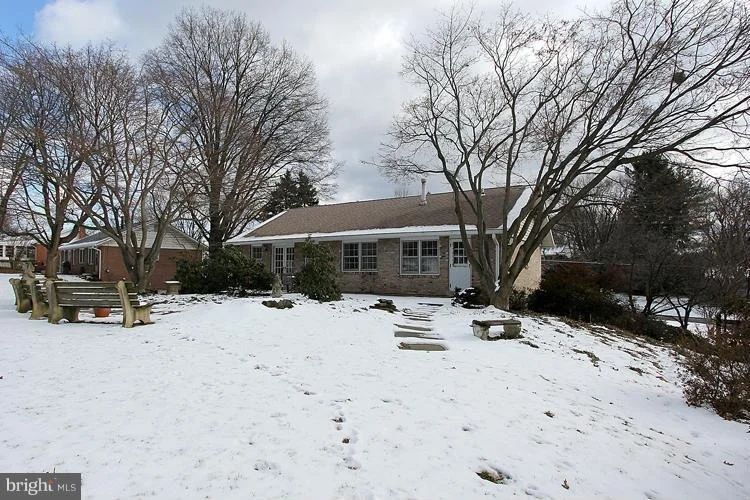 Photo of 7405 MILLER FALL ROAD