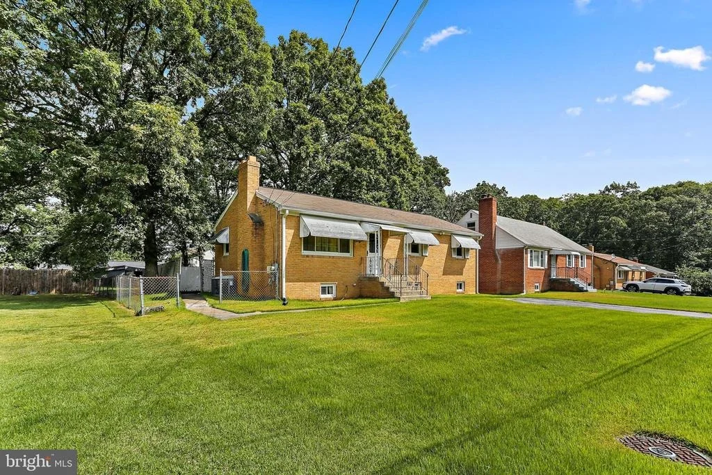 Photo of 7214 EARL DRIVE