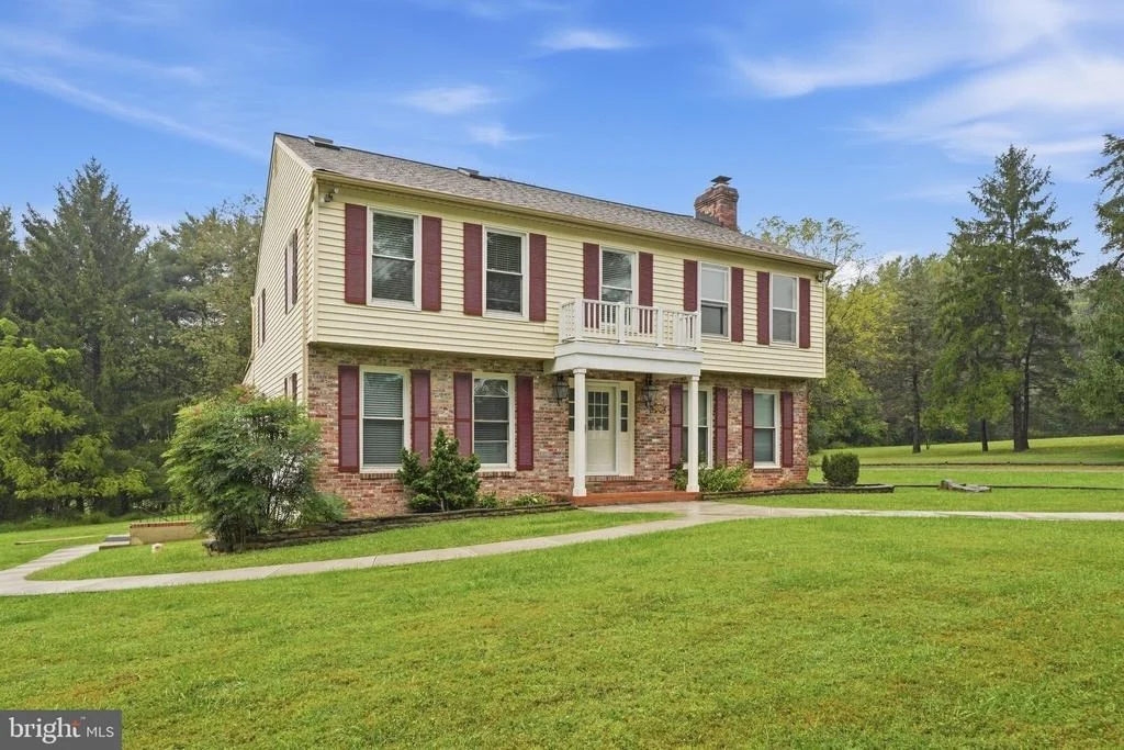 Photo of 1052 RIDGE ROAD
