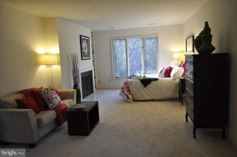 Photo of 1408 COLLEEN LANE