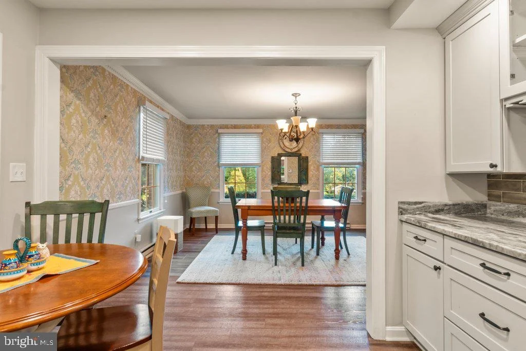 Photo of 4208 RAVENHURST CIRCLE