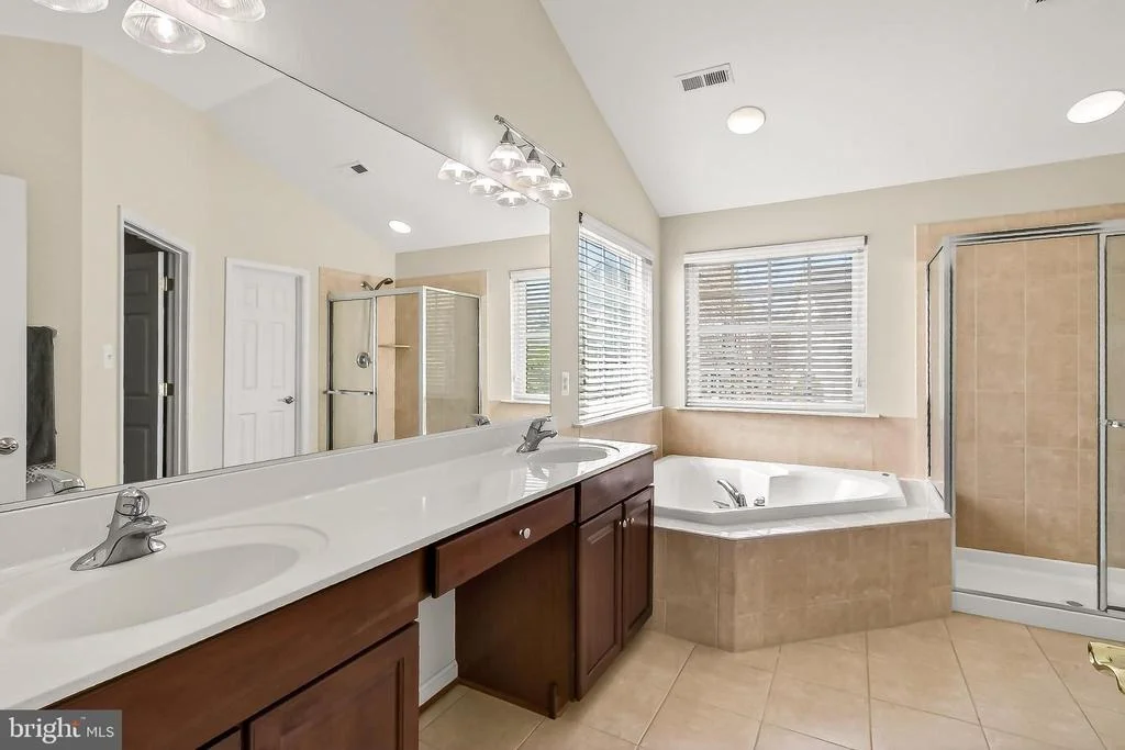 Photo of 8200 KERFOOT DRIVE