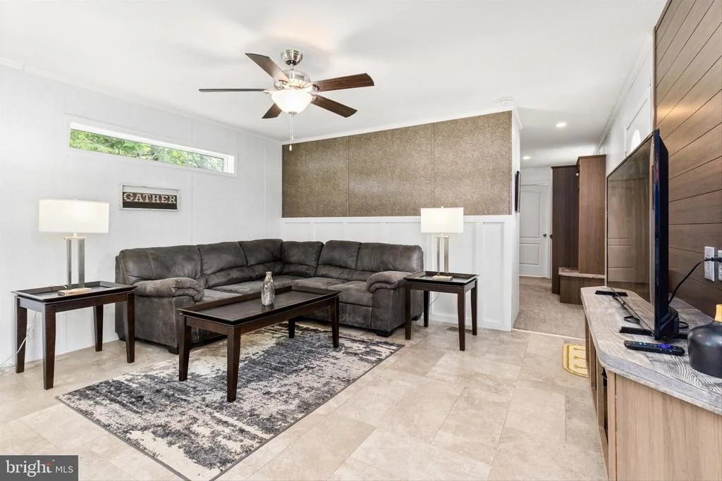 Photo of 37211 FLORIDA DRIVE