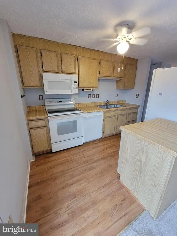 Photo of 1826 MILLSTREAM DRIVE