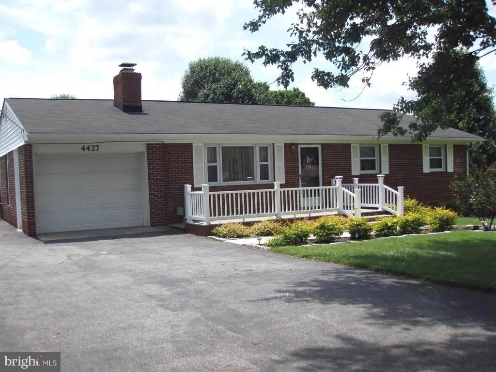 Photo of 4427 VALLEY VIEW ROAD