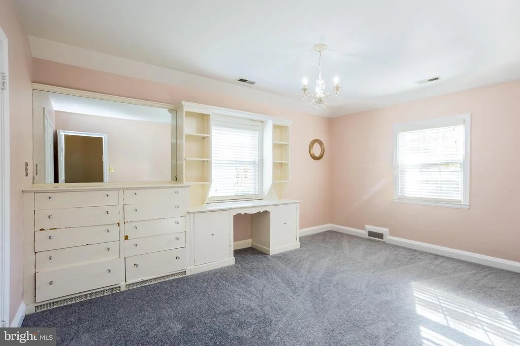 Photo of 3306 LABYRINTH ROAD