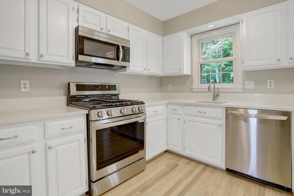 Photo of 9241 NORTHEDGE DRIVE