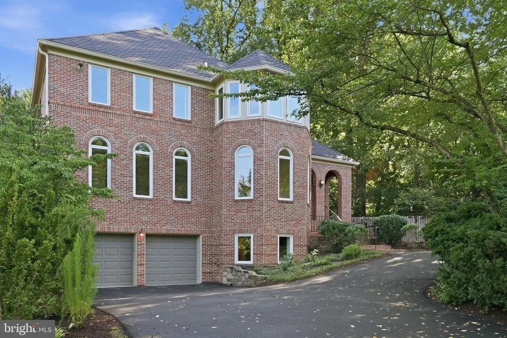 Photo of 6505 RIVER ROAD