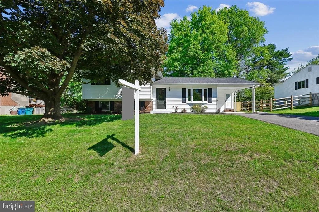 Photo of 24321 LOG HOUSE ROAD