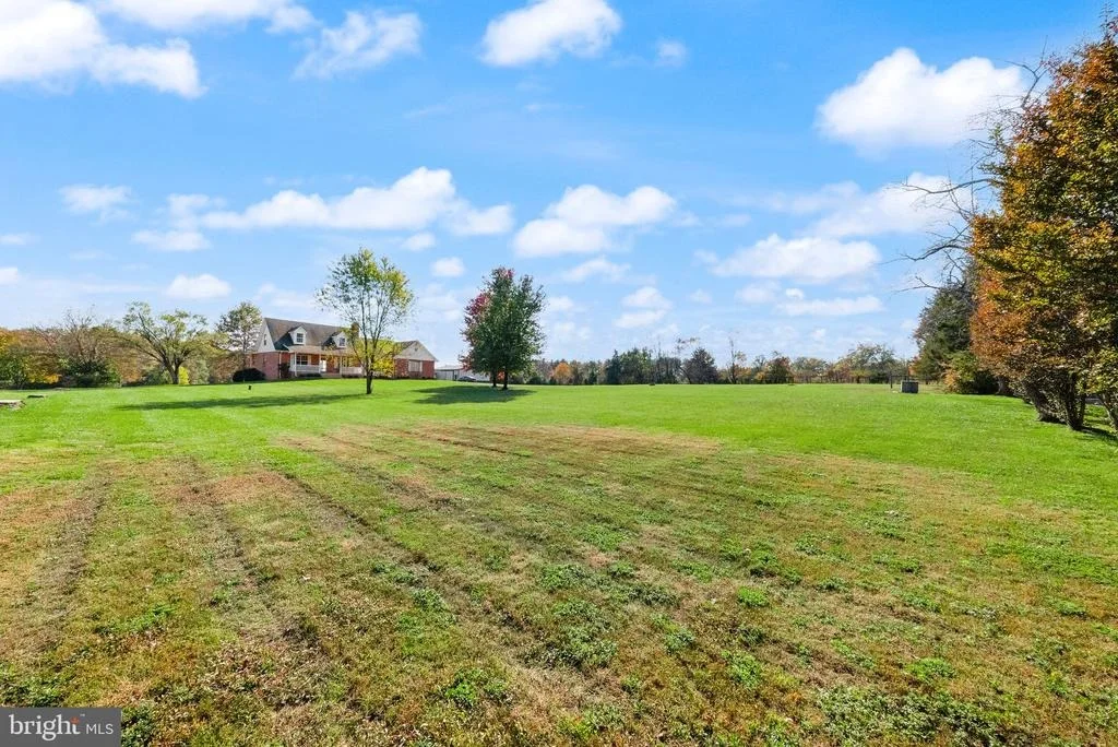 Photo of 9749 WESTWOOD ROAD